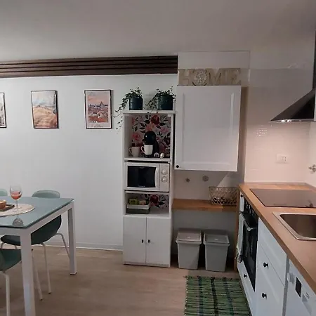 Santa Cristina Apartment *