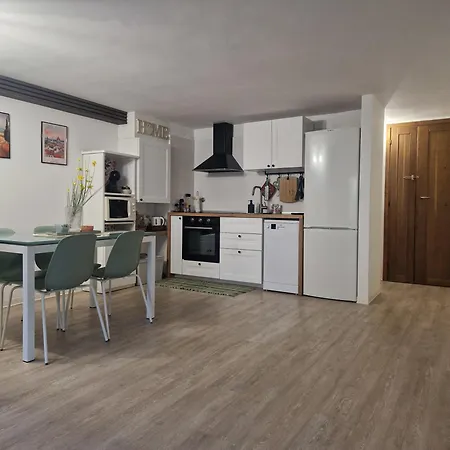 Santa Cristina Apartment *