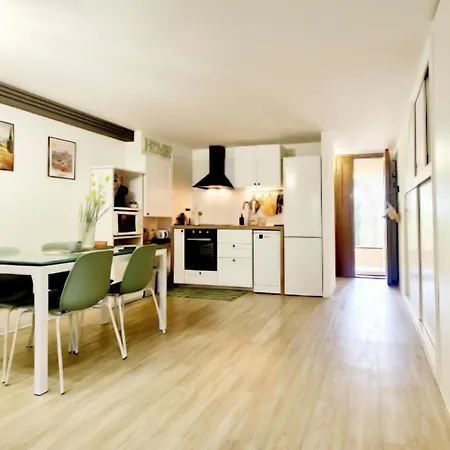 Santa Cristina Apartment *